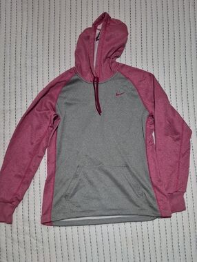 Nike Heathered Red and Gray Therma-FIT Hooded Pullover